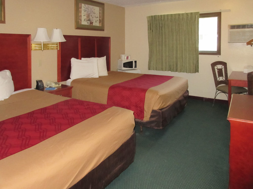 Rodeway Inn Mitchell Eksteriør bilde